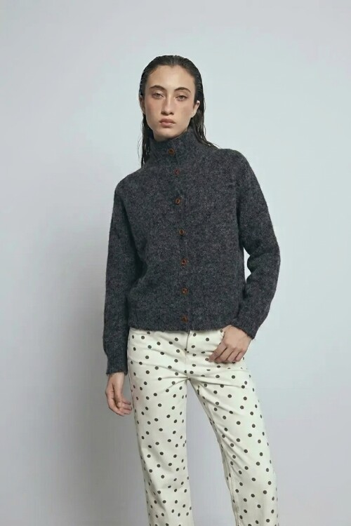 Cardigan abotonado gris oscuro