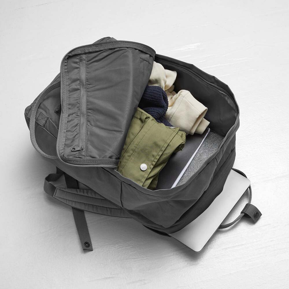 Mochila Fjallraven Kanken Laptop 17 Unisex Graphite