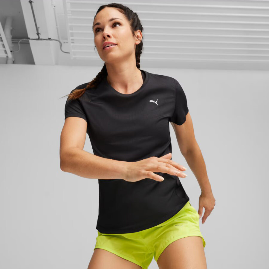 Remera de Mujer Puma Run Favorite Negro