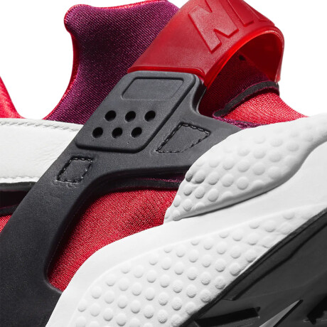 Nike huarache blancas outlet con rojo