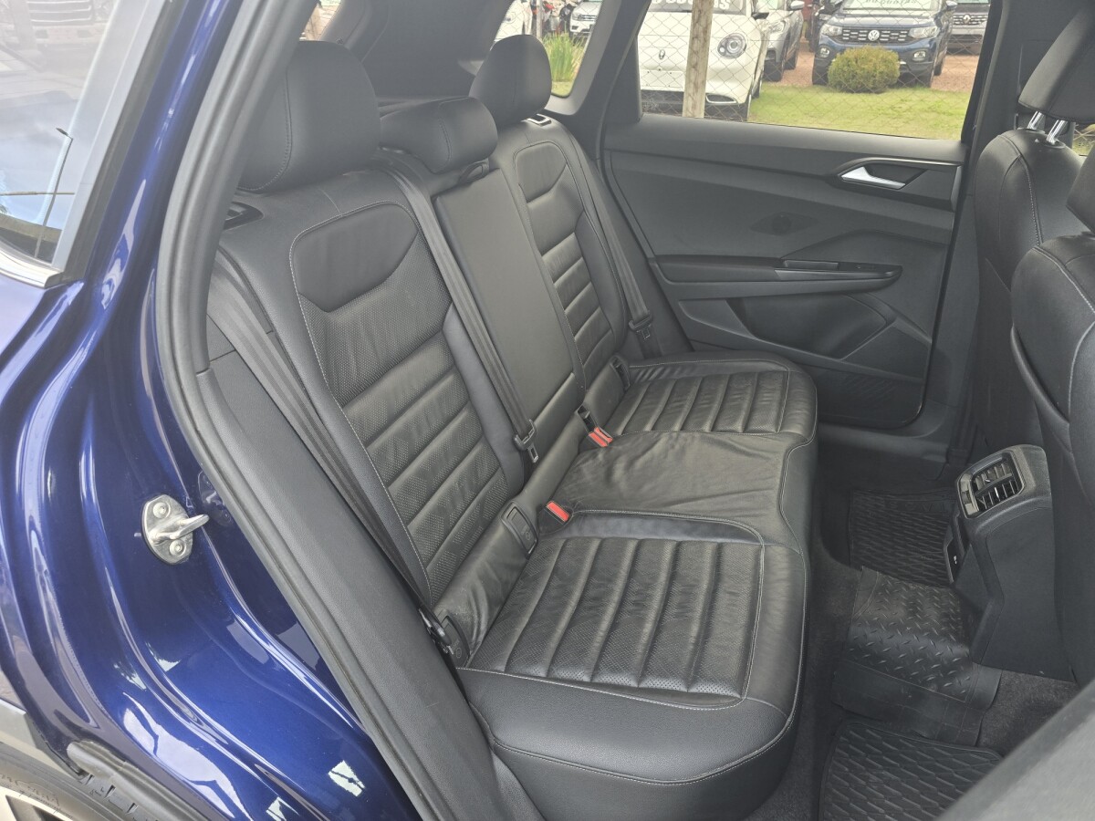 Volkswagen Taos Highline 1.4T| Permuta / Financia Volkswagen Taos Highline 1.4T| Permuta / Financia