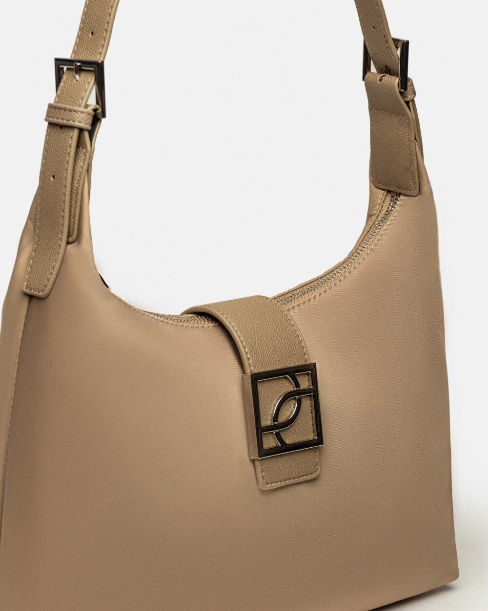 Bolso Signature en nylon Taupe