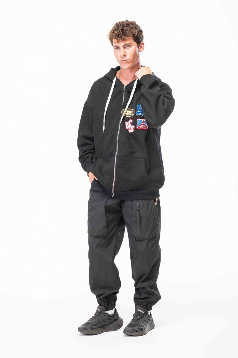 Campera EME NEGRO