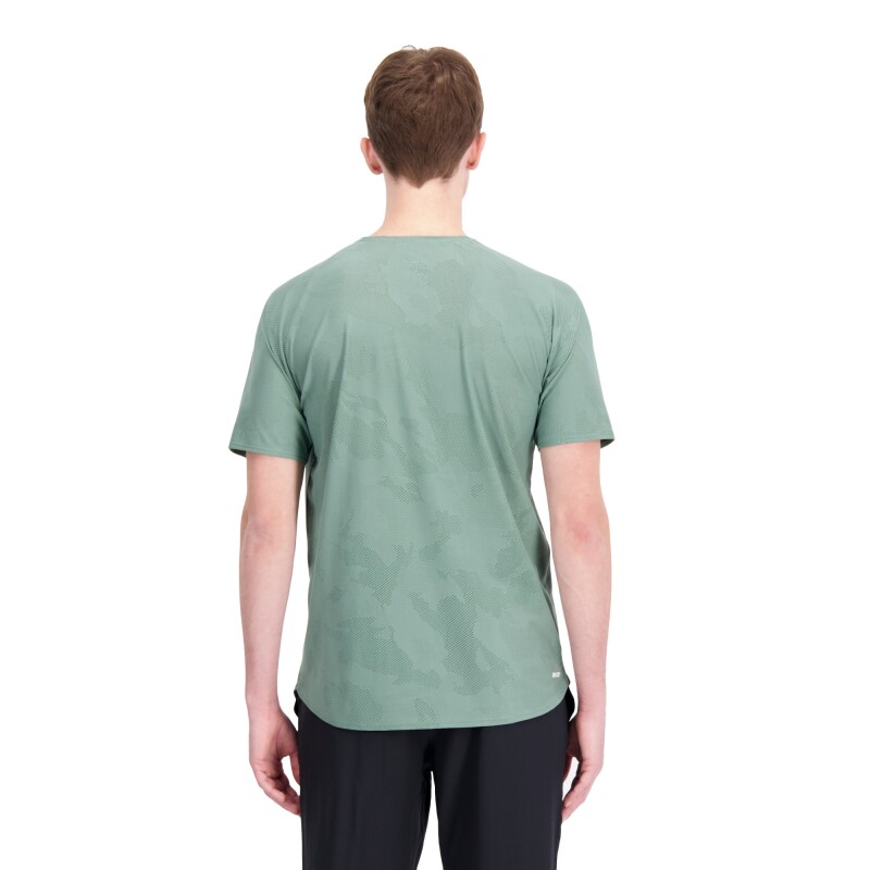 Remera New Balance de Hombre - MT33281DKJ GREEN