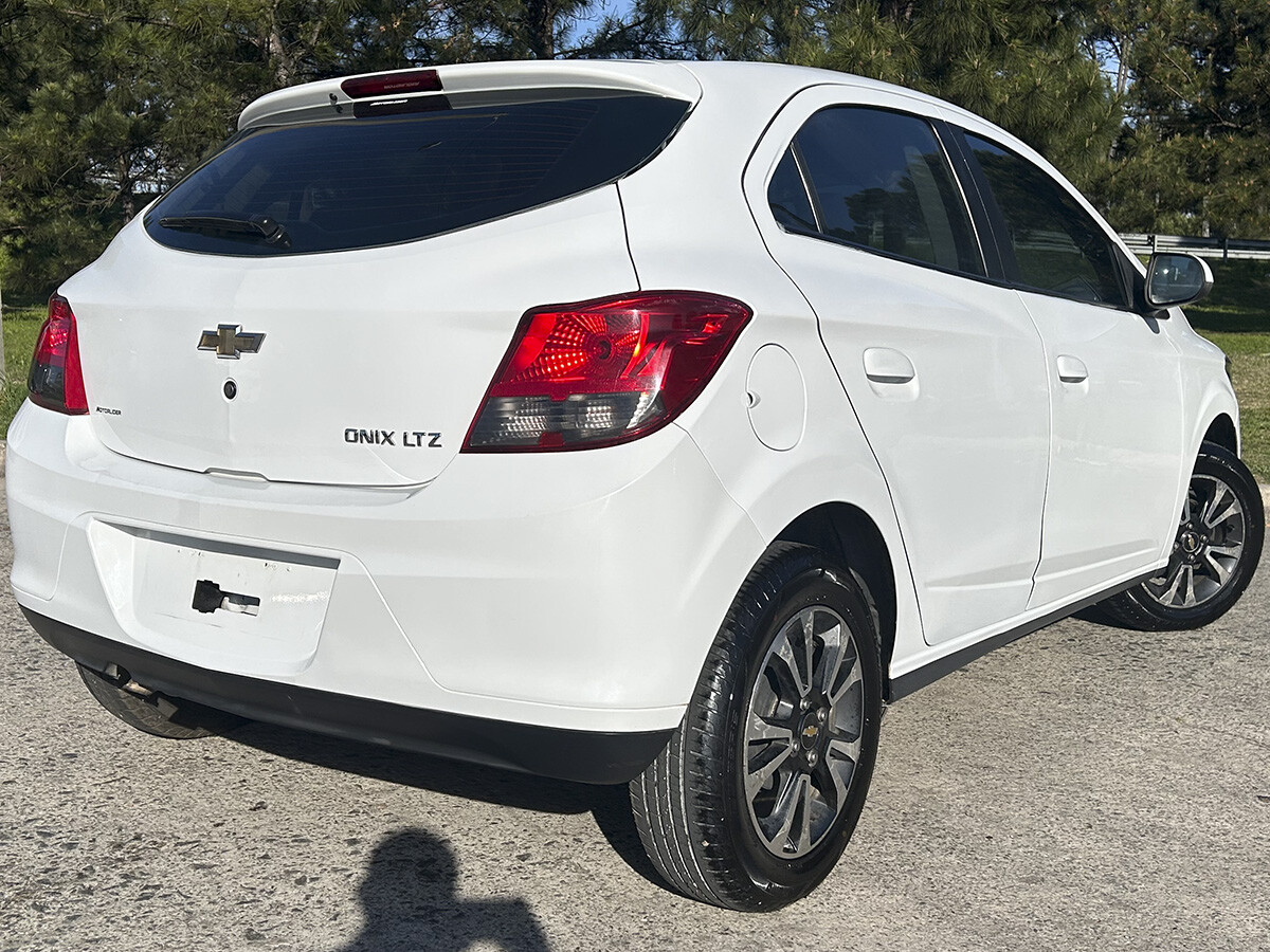 Chevrolet Onix LTZ 1.4 EXCELENTE ESTADO! |Permuta / Financia Chevrolet Onix LTZ 1.4 EXCELENTE ESTADO! |Permuta / Financia