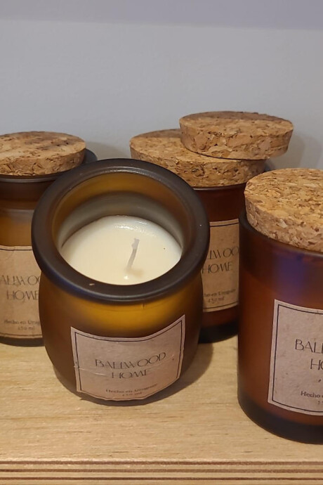 VELAS EN FRASCO VIDRIO Y CORCHO VELAS EN FRASCO VIDRIO Y CORCHO