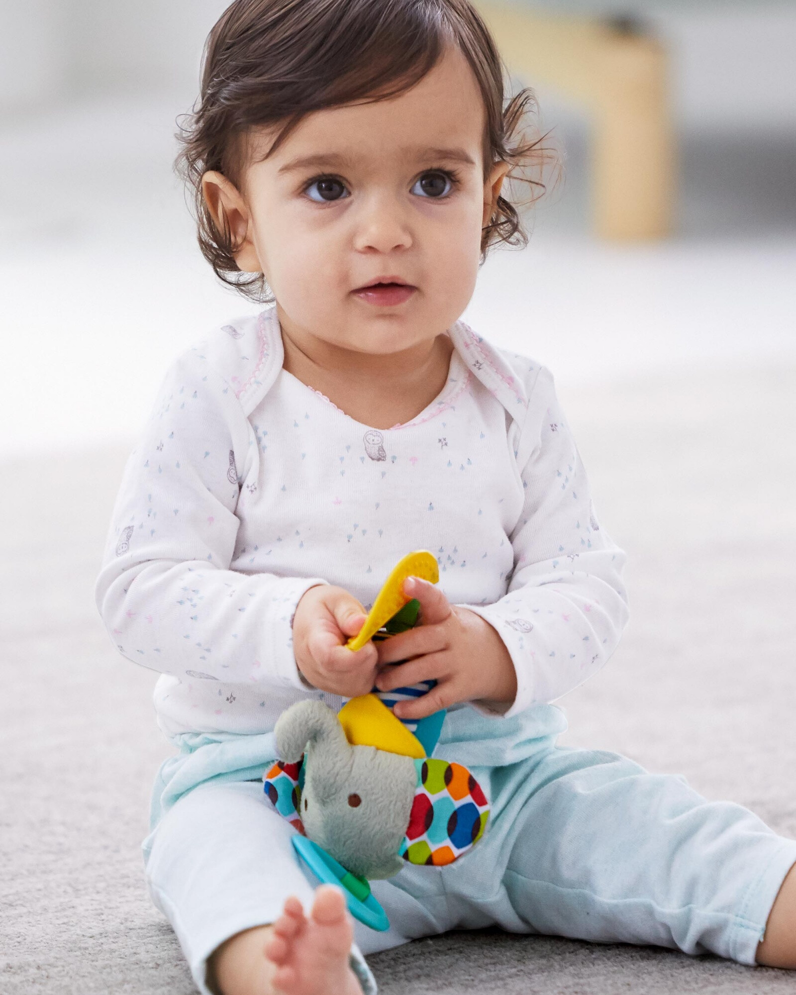 Peluche colgante multisensorial, diseño elefante Sin color