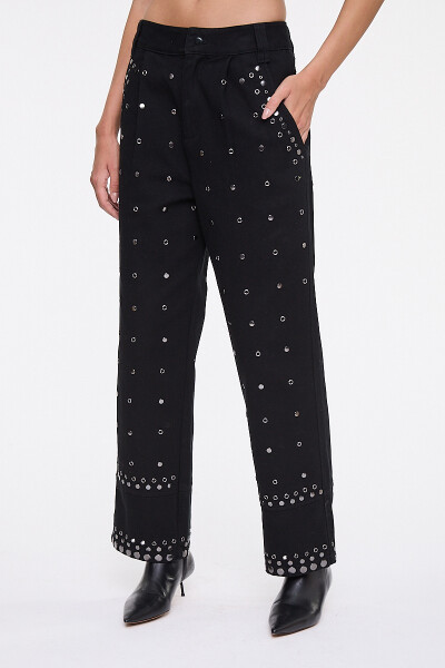 PANTALÓN CARROT TACHAS Negro