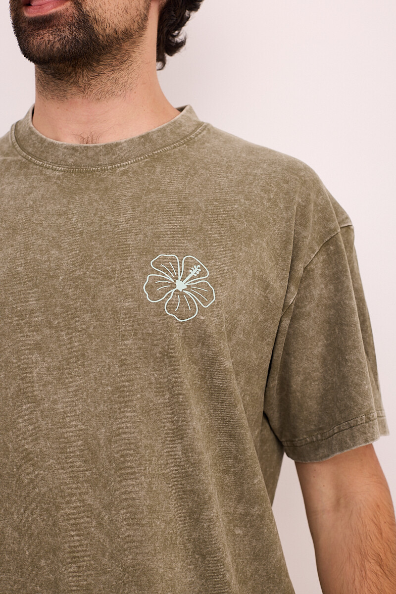 Camiseta Oversize Hibisco Brixton Verde