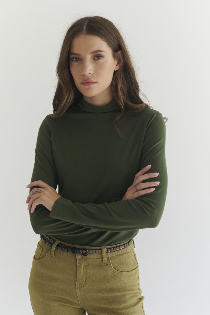 POLERA ULTRA - VERDE SECO 