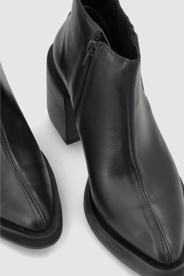 Bota caña baja Leticia Negro