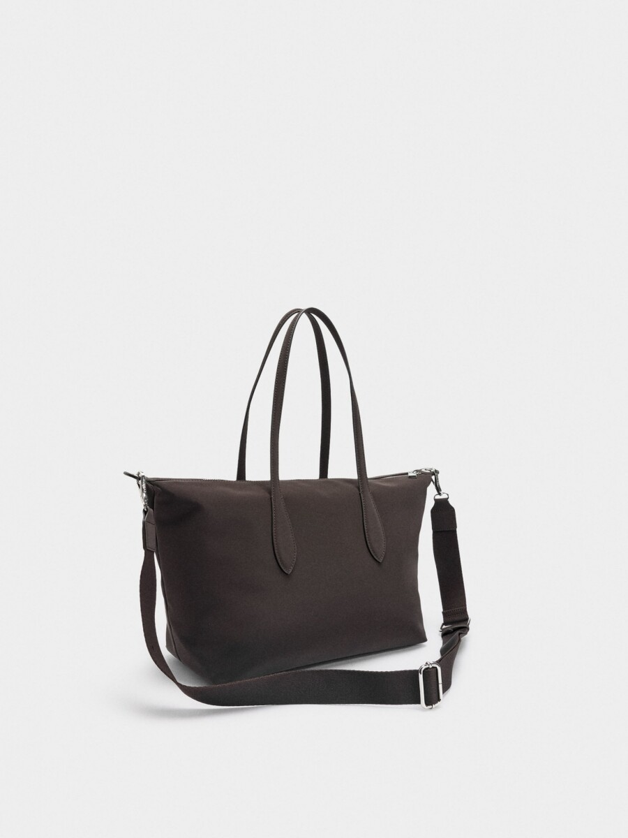 Bolso Shopper Textura Suave Con Colgante marron