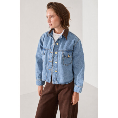 Campera Jean Corderoy Celeste