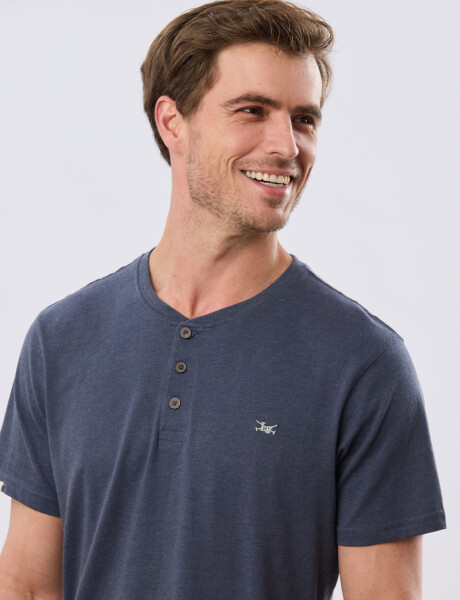 REMERA LISA DE ALGODÓN Denim