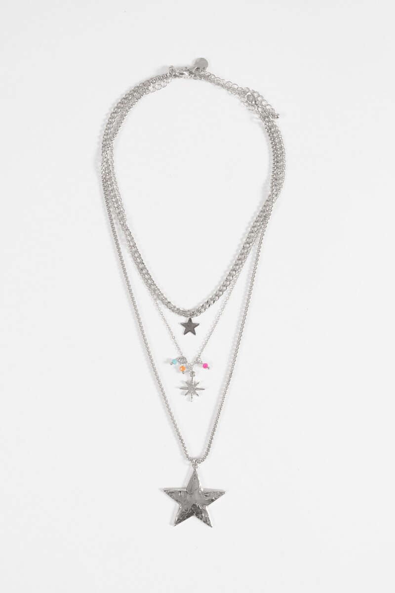 Collar triple dije estrella plateado