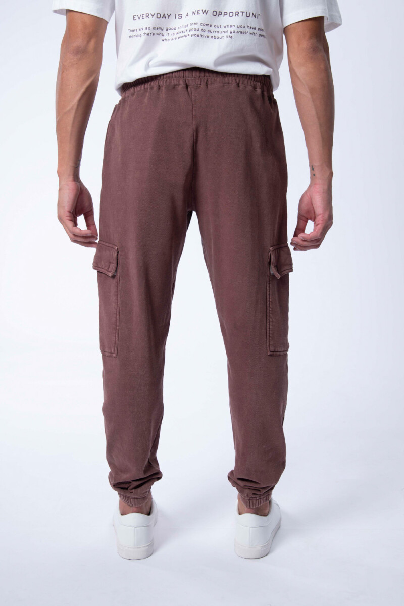 Pantalón Deportivo Cargo Marrón