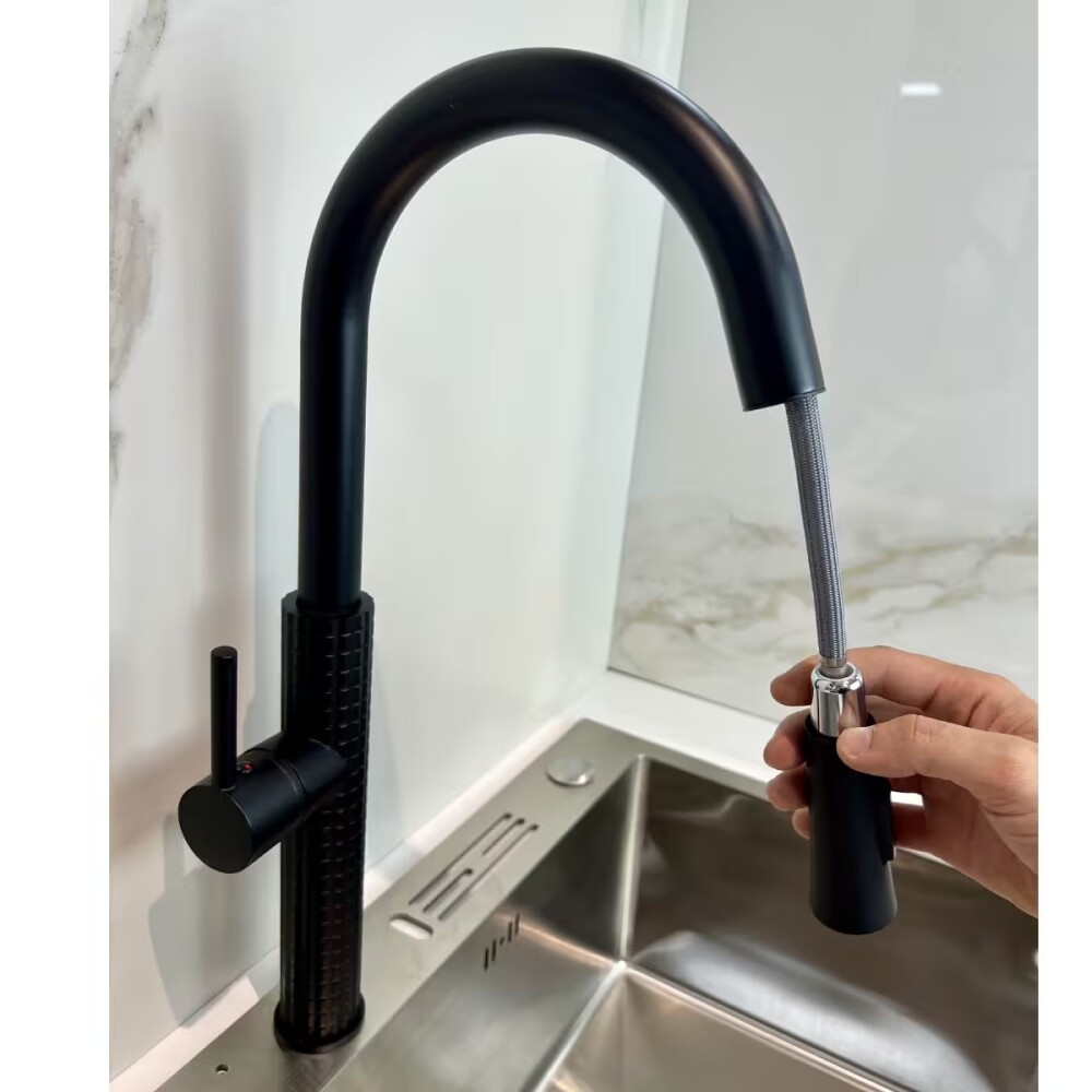Grifería de cocina Monocomando de mesada extensible Negra texturizada Grifería De Cocina Monocomando De Mesada Extensible Negra Texturizada