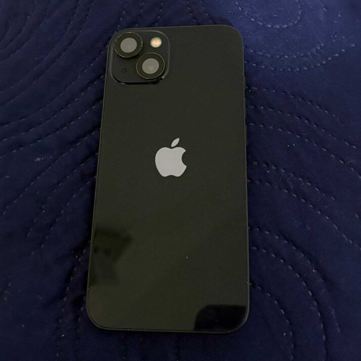 iPhone 13 128GB - Midnight iPhone 13 128GB - Midnight