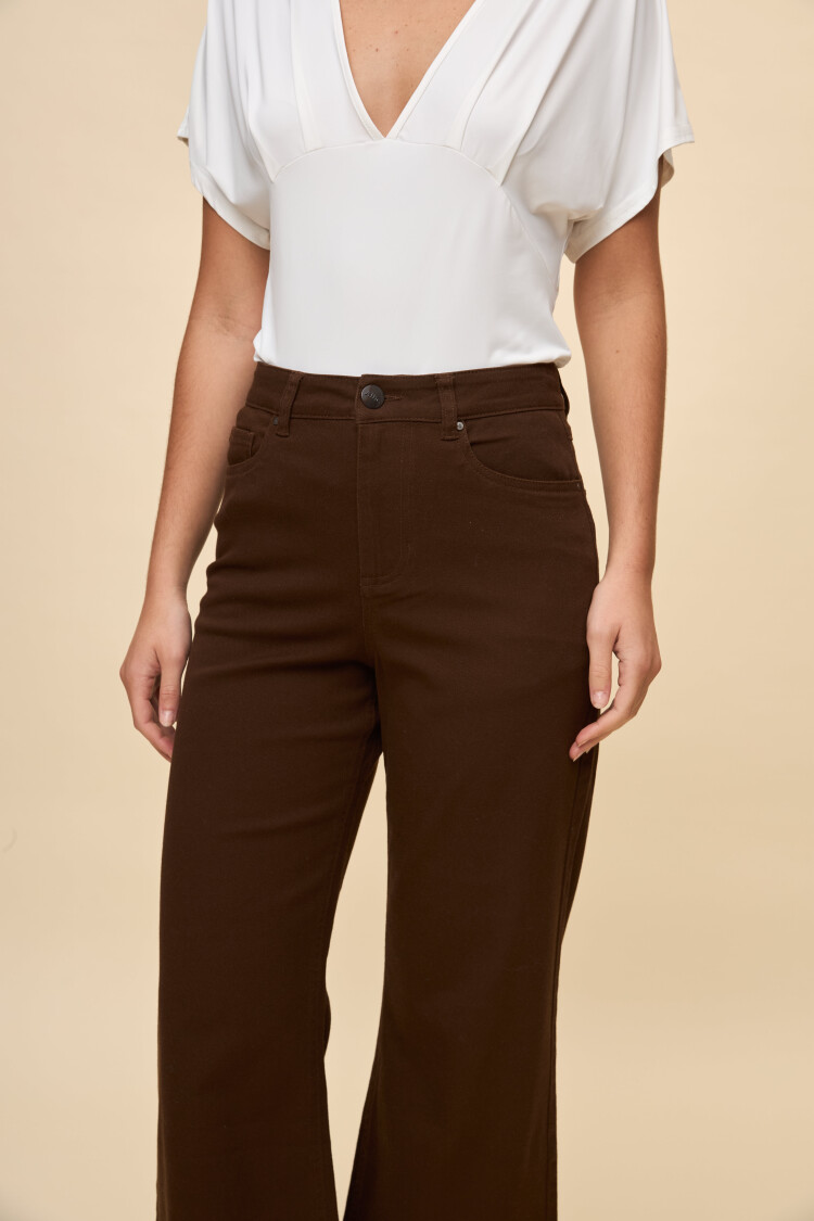 PANTALÓN ALESAN Chocolate