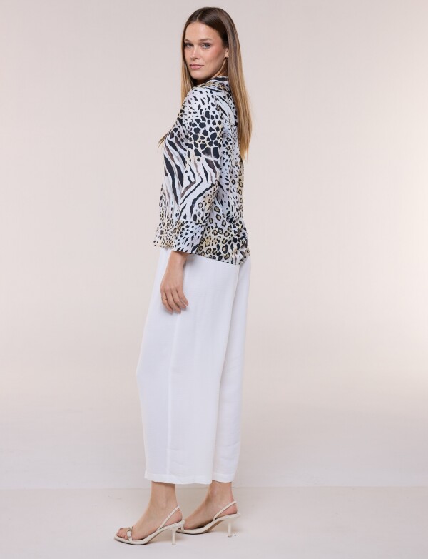 Blusa Flores Escote V MULTI/NEGRO