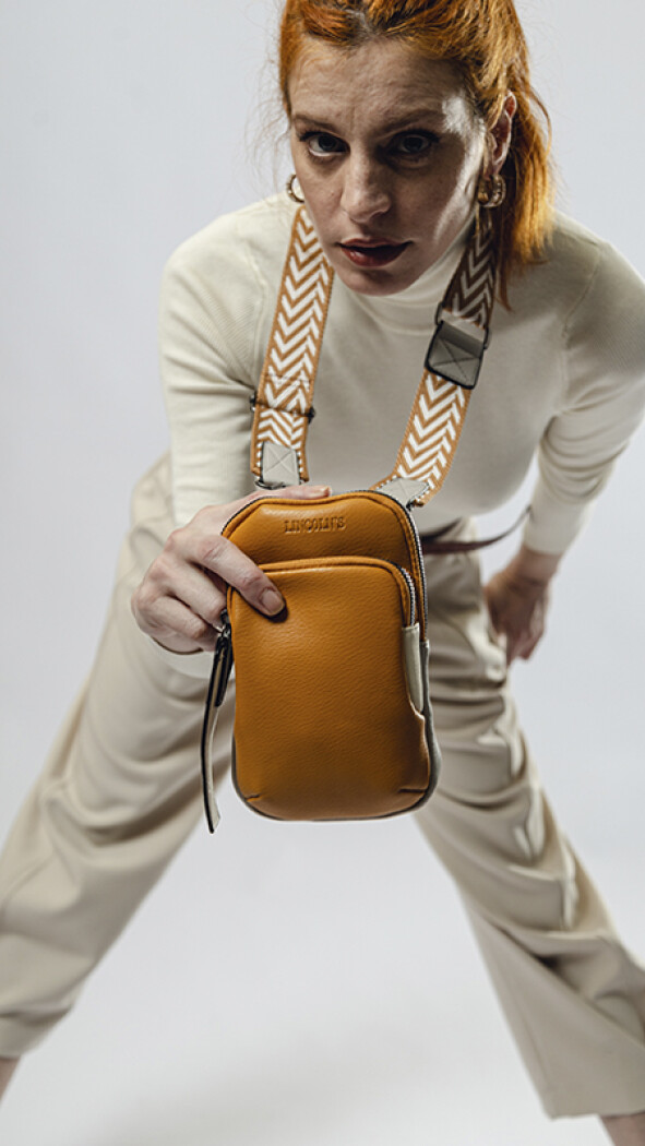 PHONE BAG BUGA SUELA