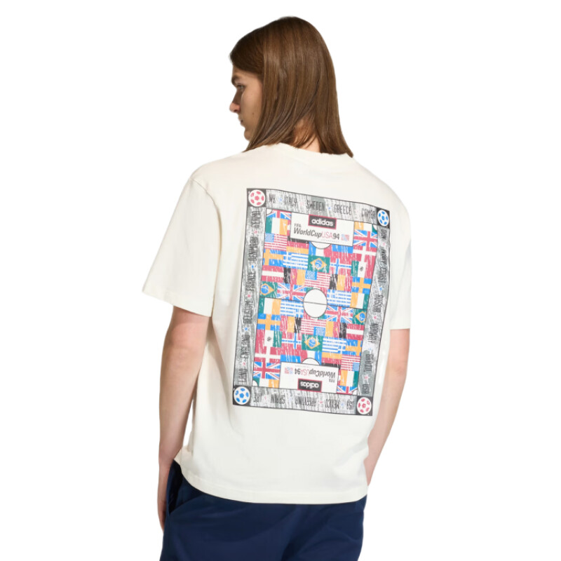 Remera Adidas Flag Gfx - Blanco Remera Adidas Flag Gfx - Blanco