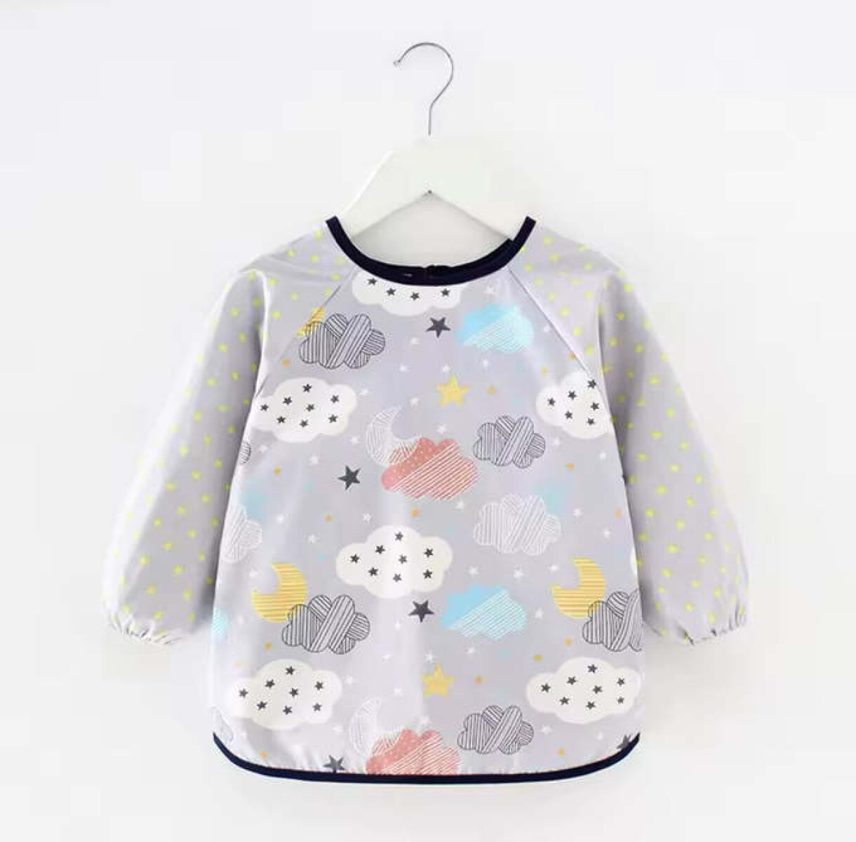 Babero con manga QUO - nubes gris 