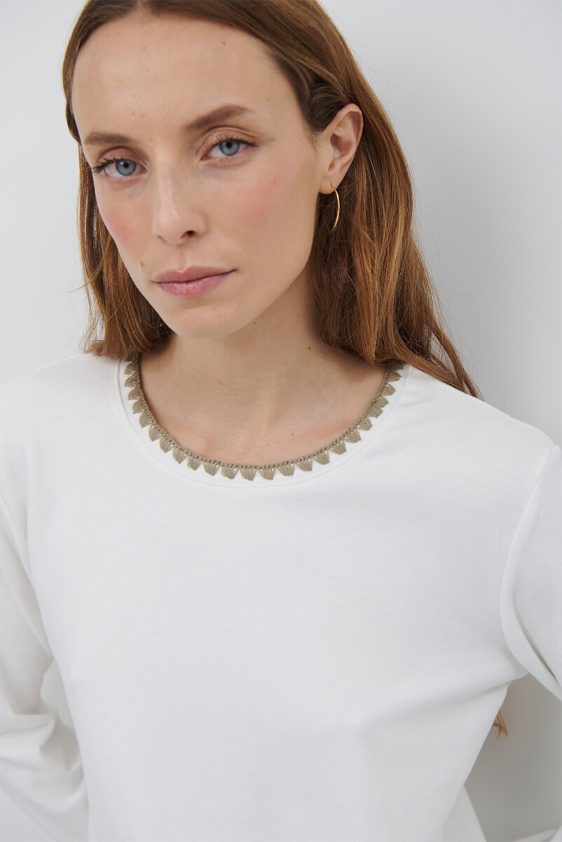 REMERA PIPPA - BLANCO 