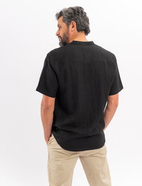Camisa m/c cuello mao negro
