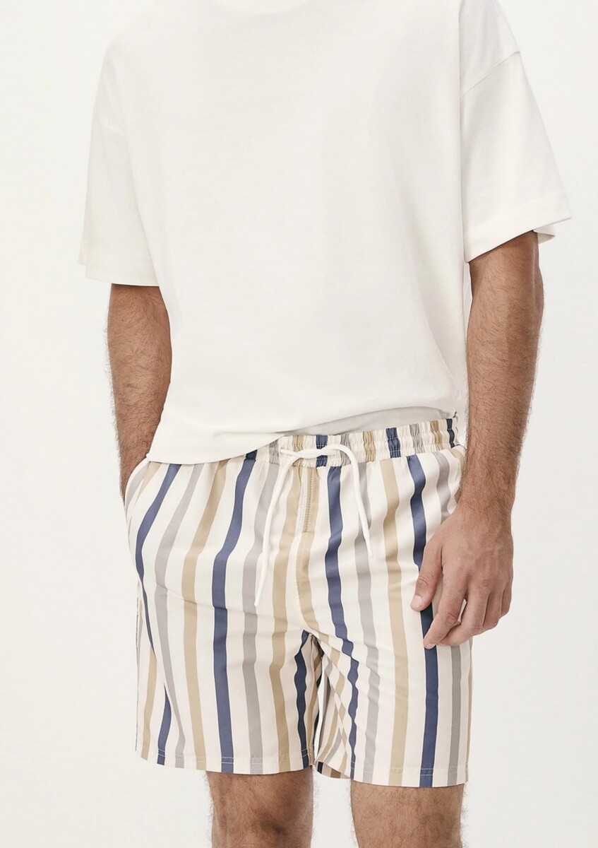 SHORT ESTAMPADO CON SUSPENSOR - MULTICOLOR 