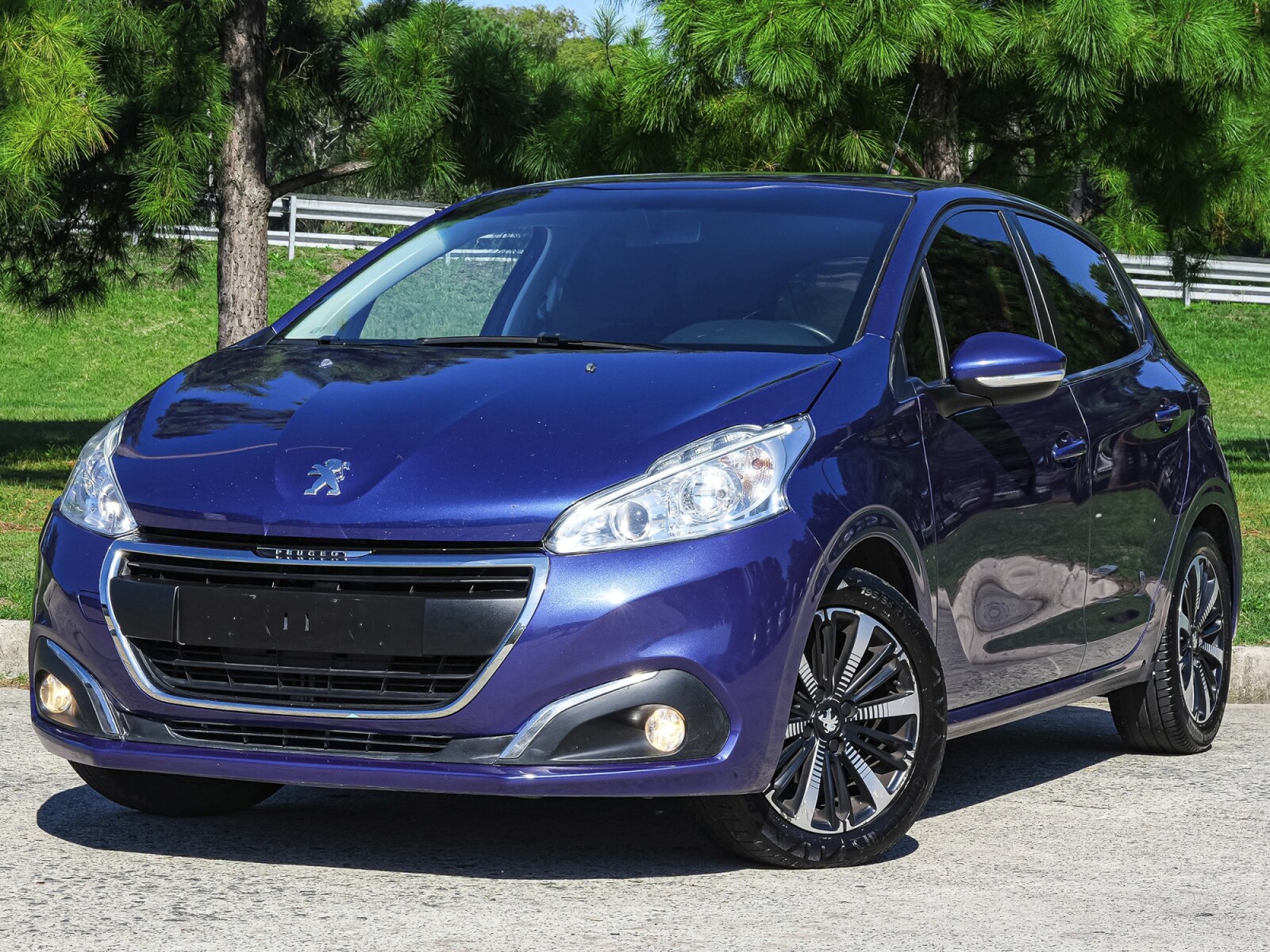 Peugeot 208 Active 1.2 Extra Full | Permuta / Financia 