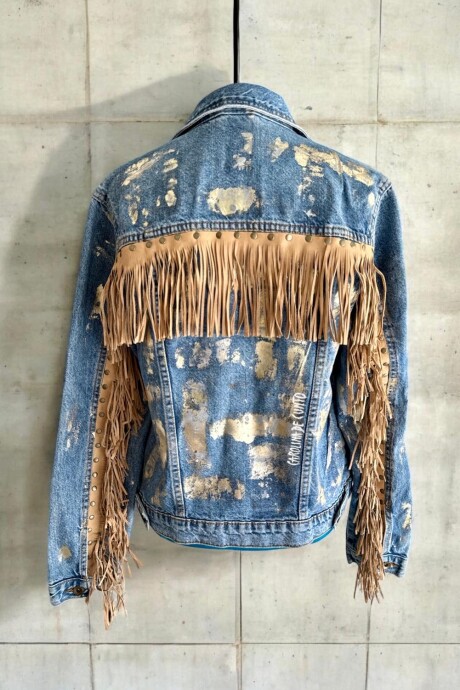 Campera De Jean Con Flecos De Cuero Y Dorado. Campera De Jean Con Flecos De Cuero Y Dorado.
