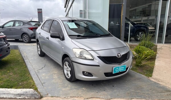 Toyota Yaris Full - 2008 Toyota Yaris Full - 2008