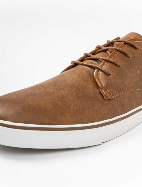 Zapatilla lisa tostado