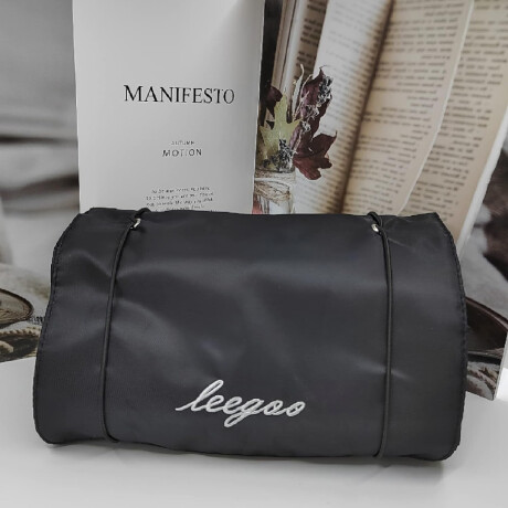 Neceser plegable con estuches con velcro Negro