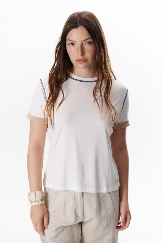 REMERA MAGELA BLANCO NG