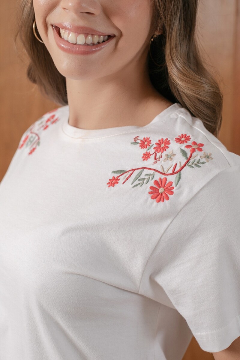 Remera Natural. Remera Natural.