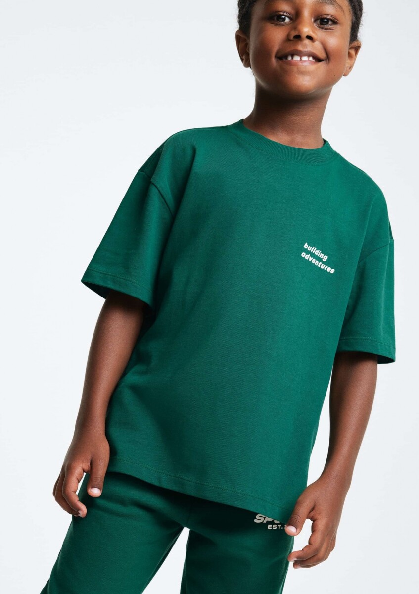 CAMISETA INFANTIL CON ESTAMPA - VERDE 