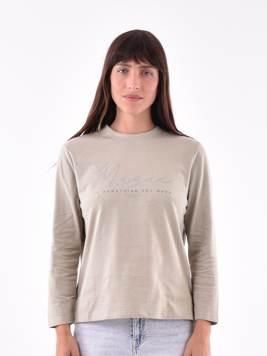 REMERA UPSALA - VARIANTE 15 