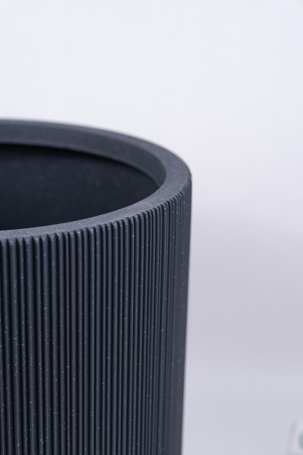 Maceta Loi Color Unico