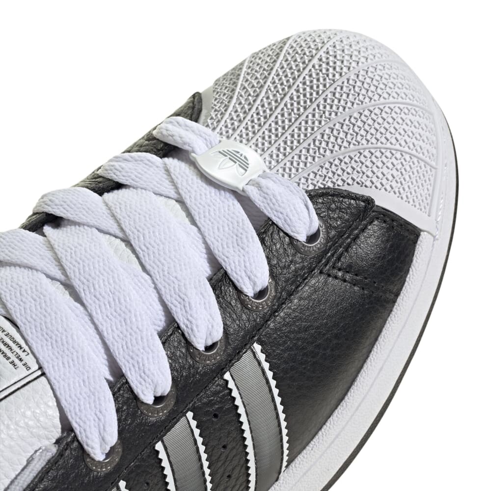 Superstar II Black