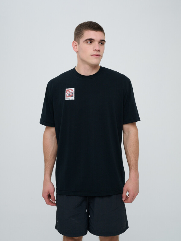 REMERA STAMP Umbro Hombre 002