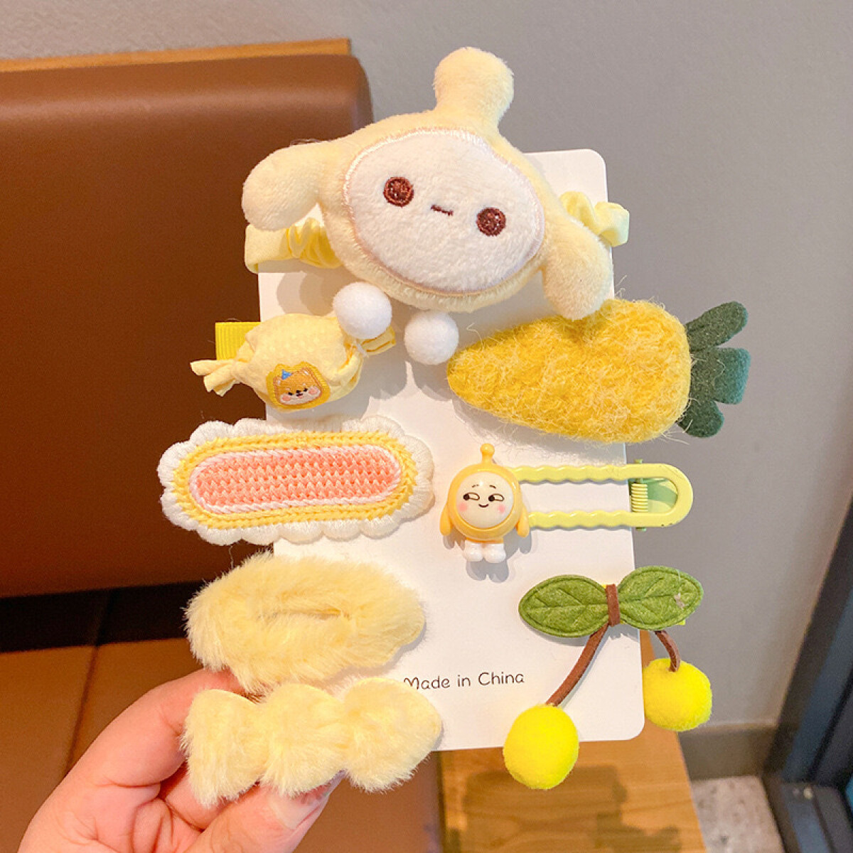Broche Infantil Con Diseño Textil - Amarillo 
