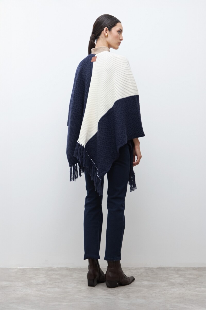 Ruana color block con flecos azul marino
