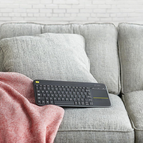 Teclado Inalámbricos K400 Plus Con Touchpad TECLADO LOGITECH K400 PLUS