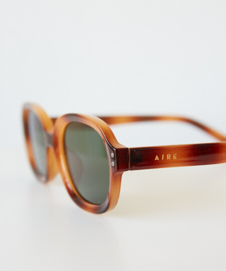 OLIVER SUNNIES CAREY