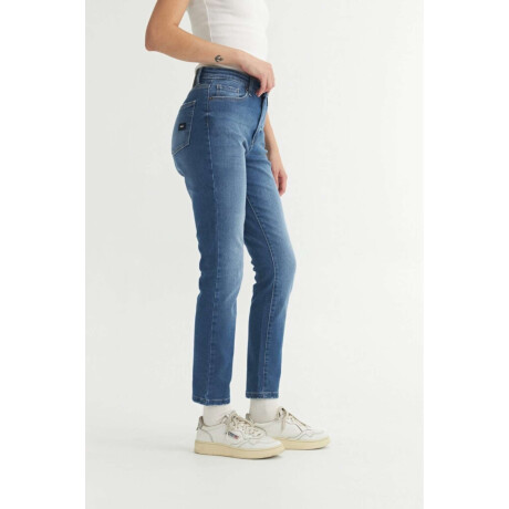 Jean Perla New Lav S25