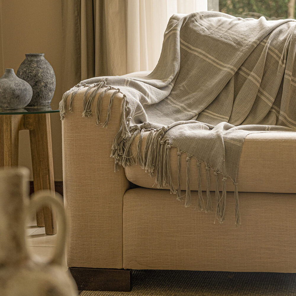 Manta Artesanal Tajy - 118x130 - Pilar Beige/Crudo