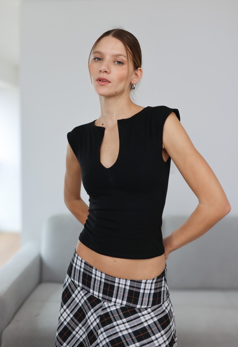 TOP BASICO MARLIE - NEGRO 