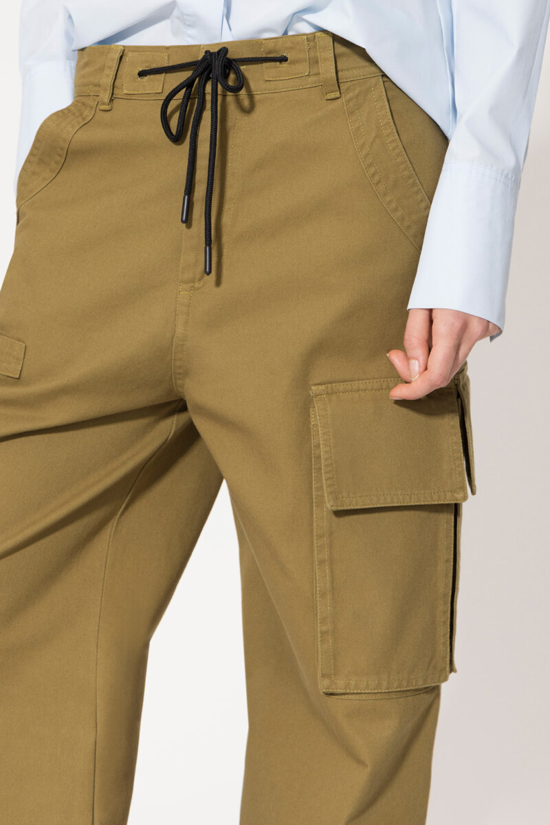 PANTALON LUCY Verde Militar